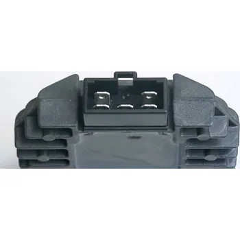 Elektroinstalace pro motocykl TOURMAX regulátor napětí YAMAHA YP 125R 10-11, YZF 125 08-09, YP 250 MAjeY 98-01, XP 500 T-MAX 01-03, FZR 600R 94-99, YZF 600R 95-07, YZF R6 99-02, SZR 660R 95-97, XT 600Z 94-96, XVS 650 97-99, TDM 850 96-01, YZF R1 98- (MADE I (TOURMAX regulátor napětí)