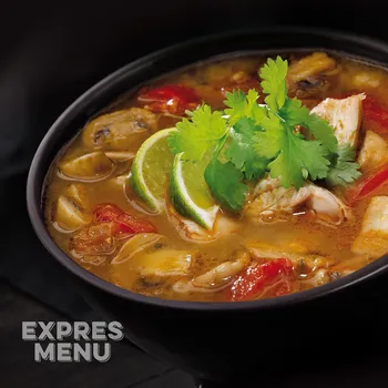 Hotové jídlo Tom Kha Gai - kokosová polévka s kuřecím masem (2porce) - 600g (Expres Menu)