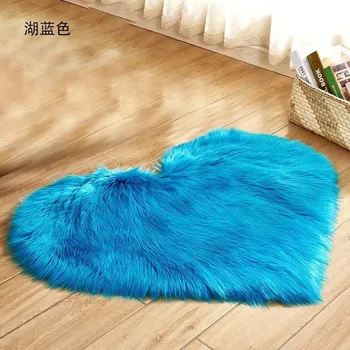 Koberec Chlupatý dětský koberec srdce | bytový textil - Modré jezero , 30X40CM