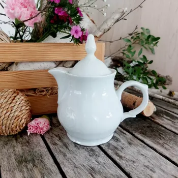 Konvice na čaj BERNADOTTE konvička s víčkem 320 ml, bílá, Thun 1794 (Porcelánová konvice na čaj 2. jakost)