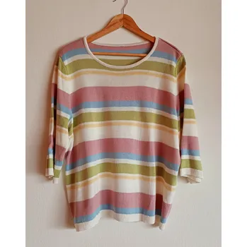 Dámský svetr Dámský pruhovaný svetr