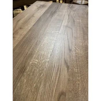 Jídelní stůl dřevozor s.r.o. Hospodský dubový stůl s dřevěnými nohami 120 x 70cm Povrchová úprava: Antiscratch lak - hluboký mat, Výplň suků: Žádná, Hrana: Přírodní