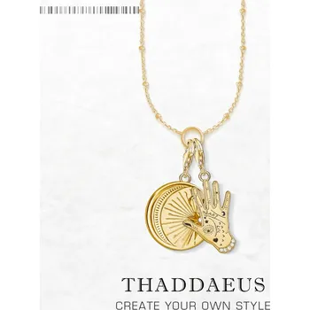 Náhrdelník Stříbrný náhrdelník s motivem měsíce, hvězdy a ruky | šperk