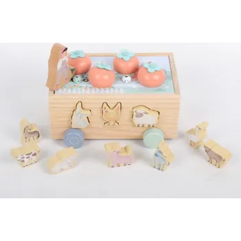 Dřevěná hračka eliNeli Multifunkční dřevěná pojízdná farma se zvířátky 3v1