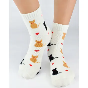 Dámské ponožky Ponožky Noviti SF010-G-02 Froté Kotě 31-34 ecru