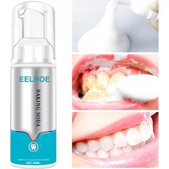 Dentální hygiena Bělící pěna na zuby a zubní pasta - nástroje pro čištění a bělení zubů