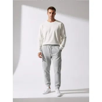 Pánské kalhoty Sinsay - Tepláky cargo - šedá - 026EV-09M - 026EV-09M-XL