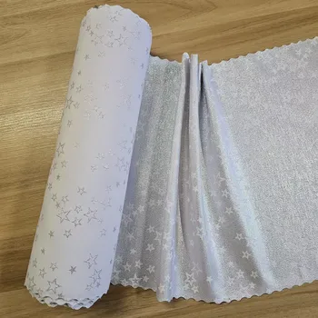 Vánoční dekorace Vánoční běhoun stříbrné hvězdy na bílé cena za 1 metr Český výrobce