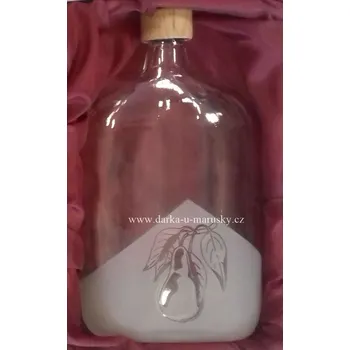Pískovaná láhev na slivovici / Placatá velká - dekor hruška