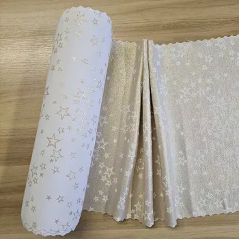 Vánoční dekorace Vánoční běhoun zlaté hvězdy na bílé cena za 1 metr Český výrobce