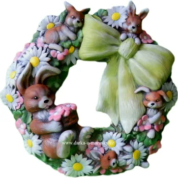 Velikonoční dekorace Velikonoční věnec ručně malovaný, mrazuvzdorná keramika, průměr 40 cm, různé barvy