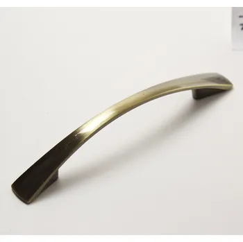 Nábytkové kování 770081 úchytka DARA rozteč 96mm staromosaz (Klasická úchytka s roztečí 96mm a povrchem ze staré mosazi. Univerzální velikost v autentickém antik stylu.)