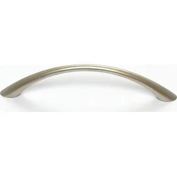 Nábytkové kování 91117 úchytka rozteč 96mm sat.nikl (U020) (Moderní úchytka z řady U020 v matném satén niklu. Rozteč 96mm, čisté linie a diskrétní povrch pro moderní a minimalistické interiéry.)