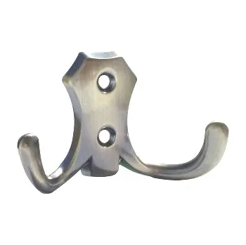 Věšák 770193 dvojháček kov - staromosaz (Nástěnný dvojháček v povrchu mosaz. Jednoduchý a funkční doplněk do interiéru.)