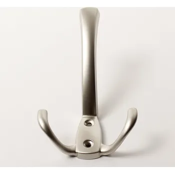 Věšák 770180 věšák kov satén nikl (Nástěnný věšák v povrchu satén nikl. Vhodné řešení pro nábytek v interiéru.)