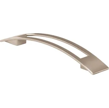 Nábytkové kování 14135 úchytka BOSS rozteč 128mm broušený nikl (Robustní a masivní úchytka řady BOSS v lesklém broušeném niklu. Rozteč 128mm. Pro nábytek, který vyžaduje pevný a výrazný úchyt s vyšším leskem.)