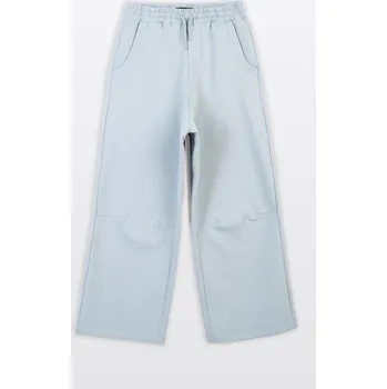 Reporter Young | Dívčí světle modré zateplené tepláky UNISEX se širokými nohavicemi - Barva SVĚTLE MODRÁ, Velikost 152 253-0117G-23-420-1