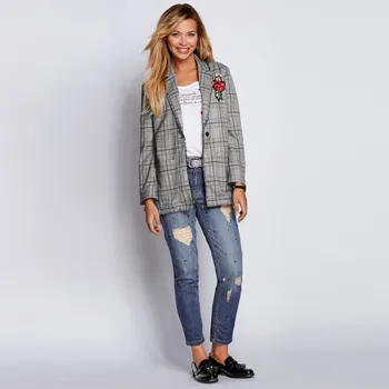 Dámské džíny Džíny boyfriend s efektem obnošení středně modrá 38