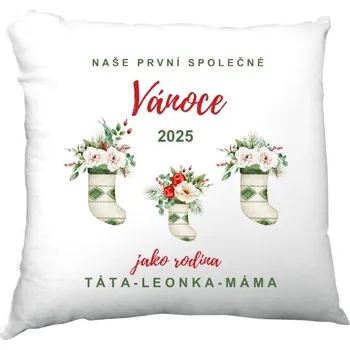 Polštář saténový s potiskem Naše první společné Vánoce jako rodina s datem a jménem