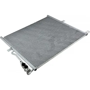 Chladič motoru Kondenzátor klimatizace chladič X3 E83 (04-) X3 2.0I 17113400400 NTY