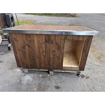 Bouda pro psa Psí bouda pro velká plemena Zateplená psí bouda Max Ochraný nátěr proti škudcům: Žádný /Bez nátěru, Směr palubek z pohledu: Svislý, Na jaké straně chcete vchod z pohledu ?: Na pravé