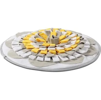 Hračka pro psa M-Pets Stratege Čmuchací kobereček kulatý