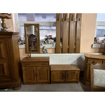 Předsíňová stěna Rustikální předsíňová stěna