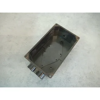 Elektroinstalační krabice Stará bakelitová krabice ČKD - spodní část 165x100x60mm