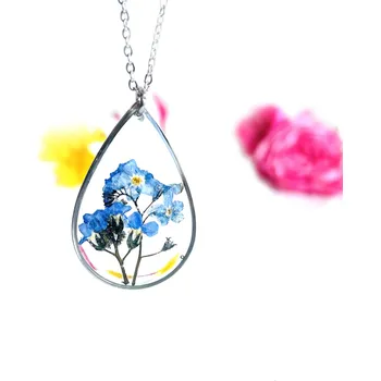 Náhrdelník Victoria's fields Šperk z pravých květin - Náhrdelník Něžné pomněnky modrá