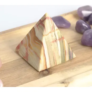 Pyramida ze zeleného onyxu 5 cm – klid, obnova a jemná ochrana - A