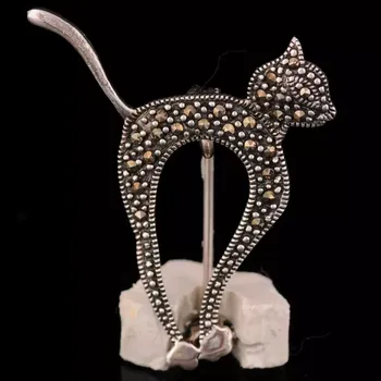 Brož Stříbrná brož kočička osazená markazitem Ag 2,6 g