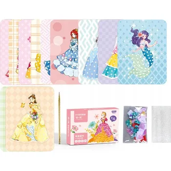 kreativní sada KREATIVNÍ SADA STYLISTA DĚTSKÝ DÁREK VYTVOŘ SI SVOU PRINCEZNU 12 KUSŮ