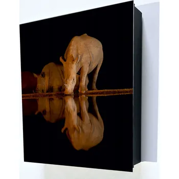 Obraz Nástěnná skříňka na klíče s dekorativní tabulí na psaní