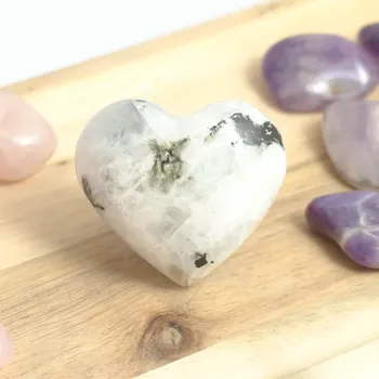 Měsíční kámen srdce 40mm - B