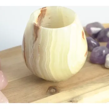 Zelený onyxový svícen soudek – Světlo klidu a srdeční rovnováhy ( 7,5 cm)