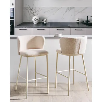 Sada 2 jídelních židlí světle béžová buklé čalounění béžové kovové nohy bez opěrek zaoblené opěradlo moderní jídelna kuchyně Beliani