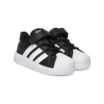 Dámské tenisky adidas Sneakersy Streettalk JQ8605 Černá 26_5