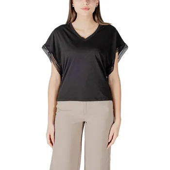 Dámská halenka Černá halenka Ichi s krátkým rukávem ICHI černá | krémová 3493197