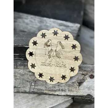 Podtácek DŘEVĚNÝ PODTÁCEK - znamení BLÍŽENEC 10 cm