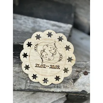 Podtácek DŘEVĚNÝ PODTÁCEK - znamení RYBY 10 cm