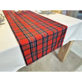 Vánoční dekorace Vánoční štóla na stůl s károvaným vzorem Rozměr běhounu (šířka x délka): 40x200cm