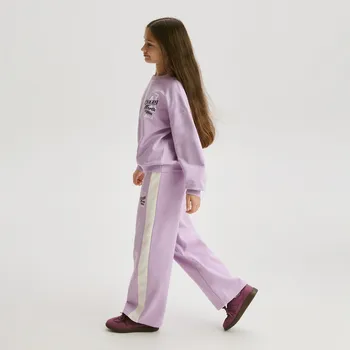 Reserved - Tepláky s postranními pruhy - levandulová - 105FG-04X - 105FG-04X-158