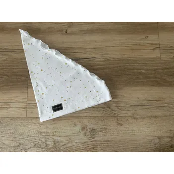 Čepice Natuty Šáteček - bílý se zlatými puntíky Velikost: 52-54