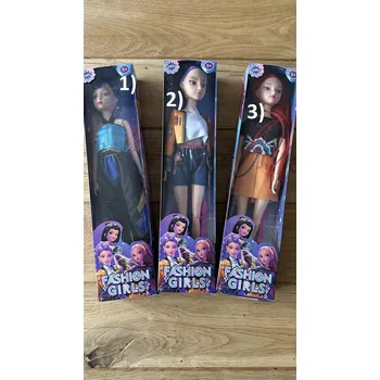 Hrající panenky K-pop, zpívající panenka Huntrix, panenka Zoei Číslo: 3