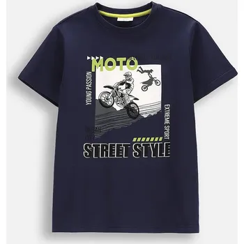 Dětské bavlněné tričko Coccodrillo WC5143204VBB námořnická modř 59X, vel. 116