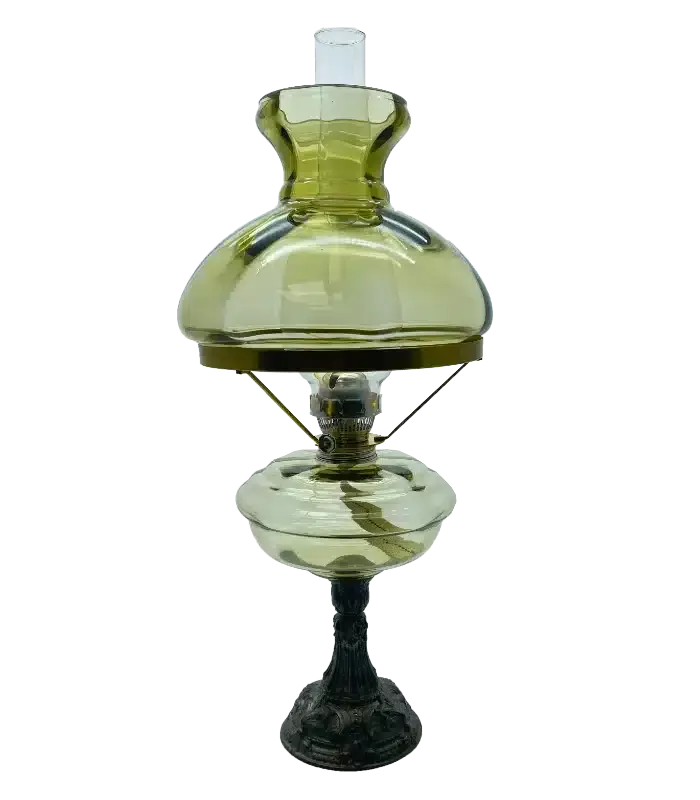 Petrolejová lampa s cínovou nohou | 100644