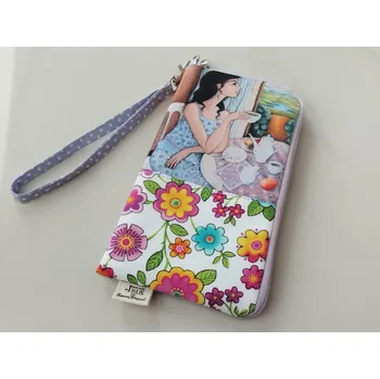 Zuzana Honsová Obal na mobilní telefon s kapsičkou a poutkem na zápěstí - Vzpomínka na léto