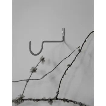 police STOREFACTORY Moderní háček z černého kovu KROKABO sv. šedý