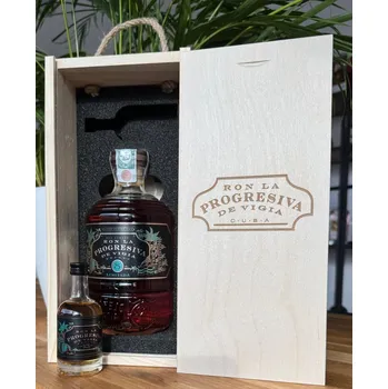 Rum La Progresiva 8 limitada 41% 0,7l v dřevěném boxu + mini LP13 s vlastním textem