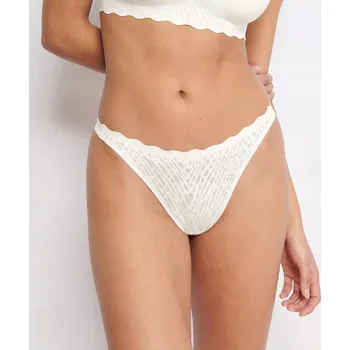 Kalhotky Dámské kalhotky Tanga sloggi ZERO Feel Bliss Tanga S